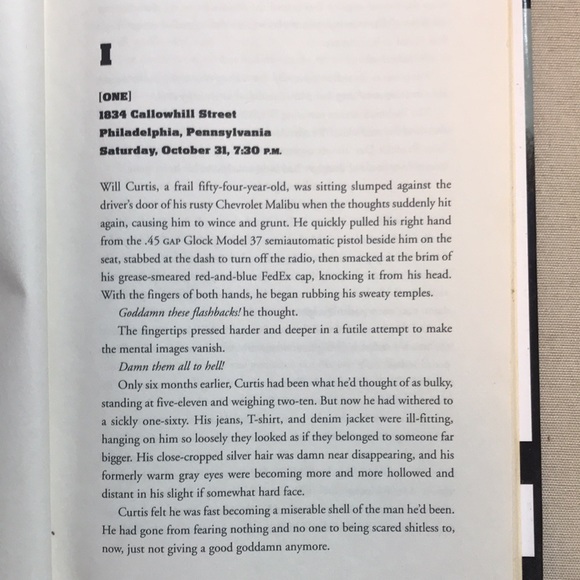 🌈2/$8 The Vigilantes #10 Badge of Honor Series - Picture 9 of 9